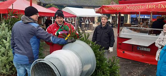 Weihnachtsbaumverkauf anlässlich ‘Täweler Wiehnacht’ am 18.12.