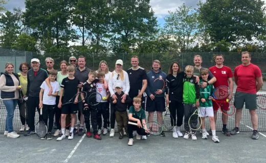 Einweihung der erneuerten Tennisplätze
