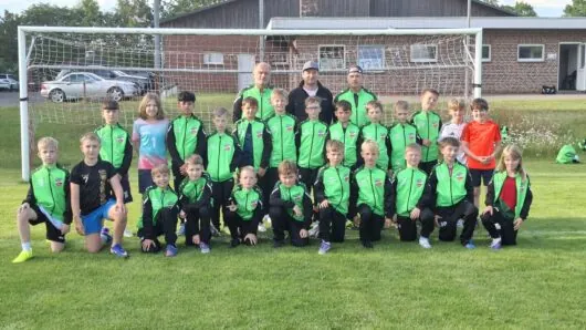 Neue Trainingsanzüge für die U9/U10
